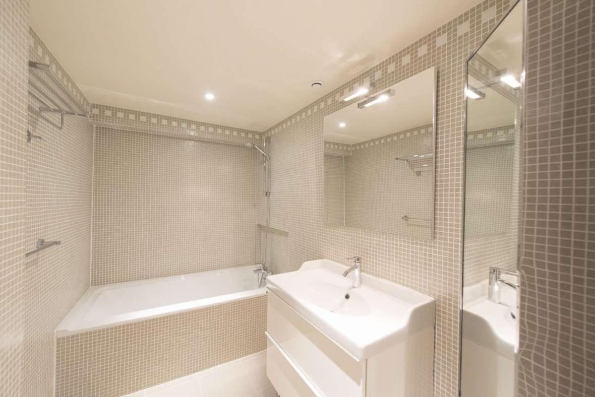 Duran Duran Apartman Párizs Kültér fotó